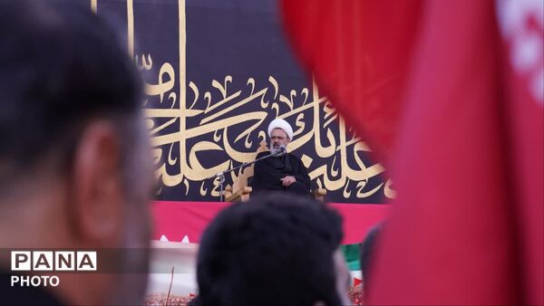 اجتماع بزرگ و مردمی مراسم عزاداری عصر عاشورای حسینی «یوم الحسین علیه السلام»