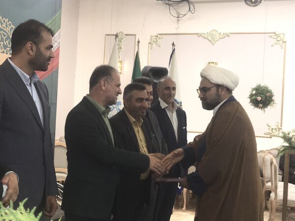 آیین تجلیل از خبرنگاران و اصحاب رسانه در محمودآباد