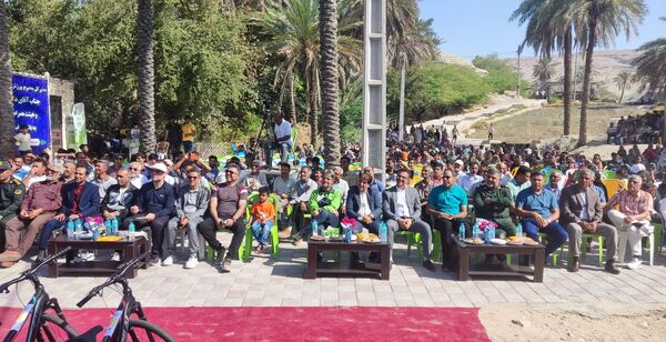 برگزاری همایش پیاده‌روی خانوادگی در مارم