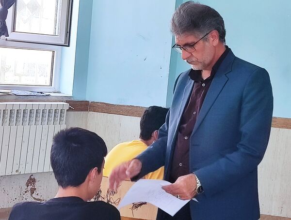 آغاز امتحانات نوبت دوم در دبیرستان ابوریحان ۲