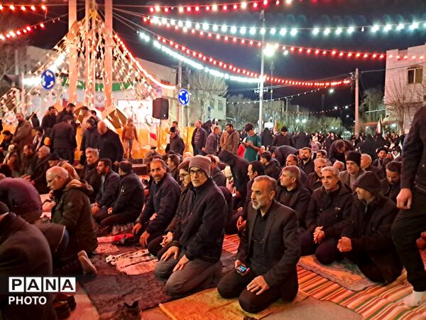  درگزین در سوگ رهبر شهید و کودکان میناب