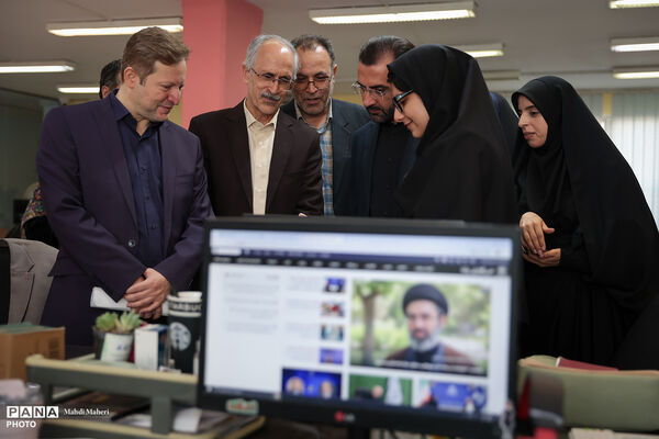  بازدید کمیسیون فرهنگی و اجتماعی هیات دولت از خبرگزاری پانا