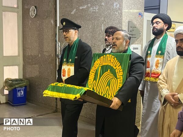 ویژه برنامه دهه کرامت و استقبال از خادمین و پرچم آستان مبارک حضرت علی بن موسی الرضا(ع) در شهرستان رودبارجنوب