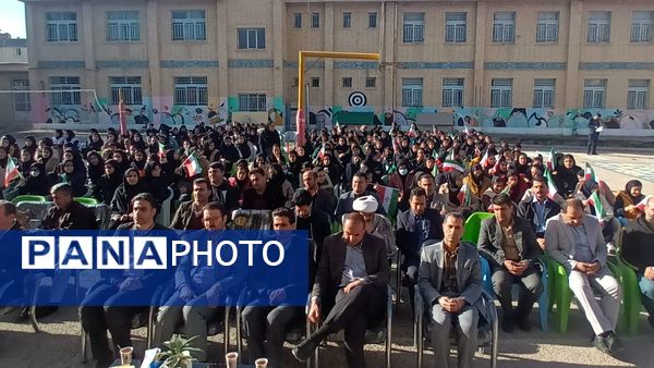 از حماسه تا آینده؛ مدارس، ادامه‌دهندگان راه نور در ۴۷ سالگی انقلاب