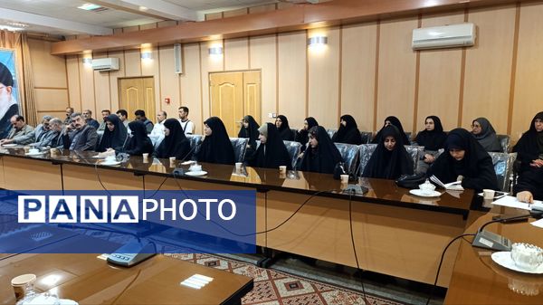 بررسی وضعیت اوقات فراغت و امکانات ورزشی در جلسه شورای فرهنگ عمومی بخش خزل با حضور نماینده نثاری