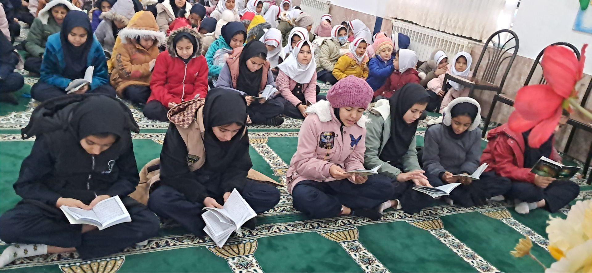 قرائت دعای توسل در آموزشگاه شهید رزمی خلیل آباد 