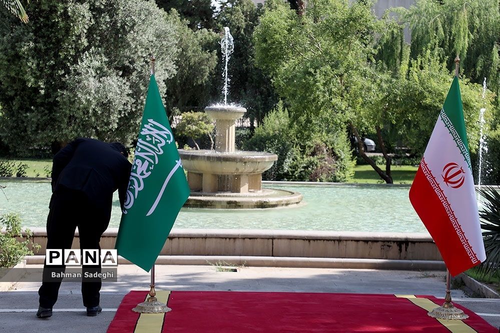 تقویت روابط ریاض به صورت همزمان با تهران و واشنگتن