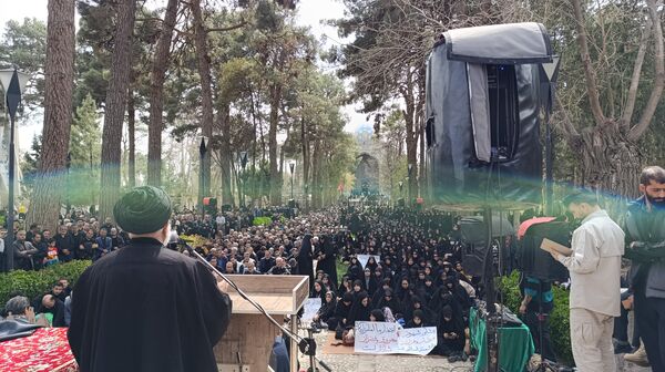 اجتماع و عزاداری روز شهادت امیرالمومنین علی (ع) و محکومیت هنجارشکنی عناصر غربزده 