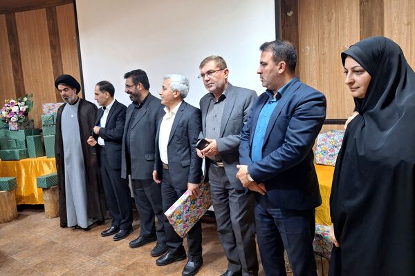 تجلیل از مقام‌آوران جشنواره تجارب برتر تربیتی 