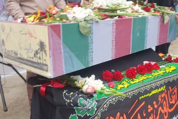 تشییع شهید گمنام در مدارس ناحیه 4 شیراز