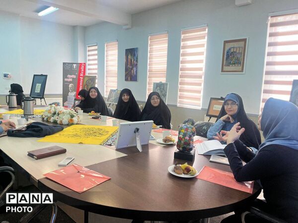 جلسه  هم اندیشی کارشناس مسولان فرهنگی وهنری استان خراسان رضوی