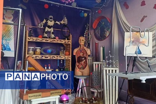پژوهش‌سرای کاوش کهریزک، کانون توجه نخستین روز نمایشگاه دستاوردهای دانش‌آموزی استان