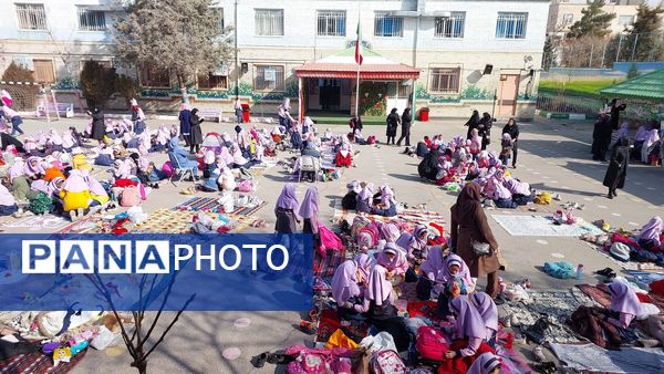 برگزاری اردوی درون مدرسه‌ای و جشنواره غذا در دبستان شاهد تحقیقی ناحیه ۶