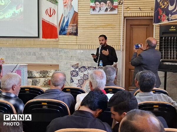 همایش تجلیل از پیشکسوتان دفاع مقدس شهرستان کهک