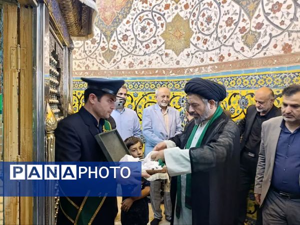 مراسم غبار روبی و زیارت ضریح مطهر سلطانعلی ابن امام محمد باقر (ع) در کربلای ایران 