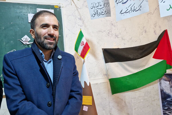 بازدید دبیر‌کل اتحادیه انجمن‌های اسلامی مدارس کشور از نمایشگاه‌های مدرسه انقلاب استان فارس