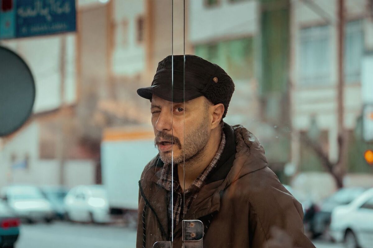 آغاز پیش‌فروش بلیت «بورسیه» همزمان با انتشار تیزر رسمی / ۴ روز تا اکران کمدی اکشن عزتی و جعفری