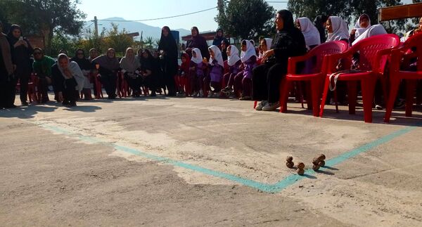 جشن هفته مازندران در دبستان نرجس خاتون گلوگاه 