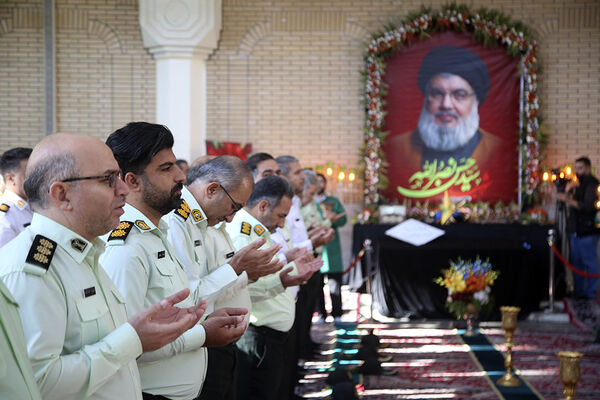 آیین گرامیداشت سالروز طوفان الاقصی با حضور کارکنان پلیس در قم