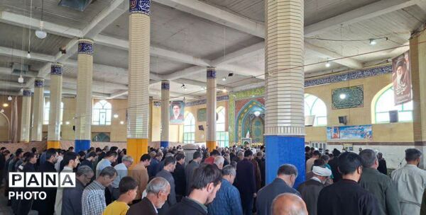برگزاری باشکوه نماز جمعه فامنین با حضور مردم ولایتمدار 