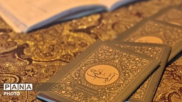 کوهدشت، در شصت و سومین شب متوالی از اجتماعات مردمی و گرامیداشت روز معلم