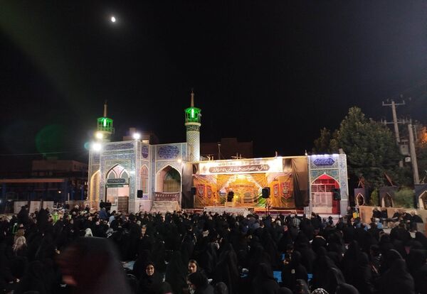 مراسم شب عاشورا  در گلزار شهدای نیشابور