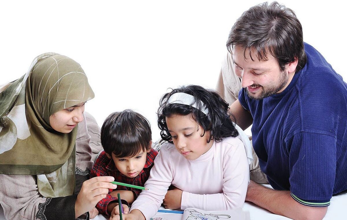 همراهی والدین با فرزندان در مسیر تحصیل نقش مهمی در موفقیت درسی آنها دارد