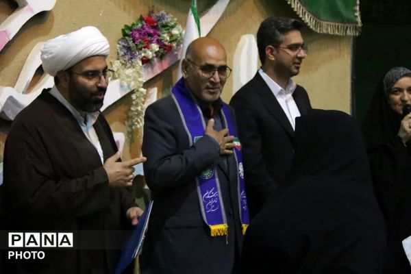 تجلی همدلی و شور میهن‌دوستی در دومین همایش «وطن‌یار»