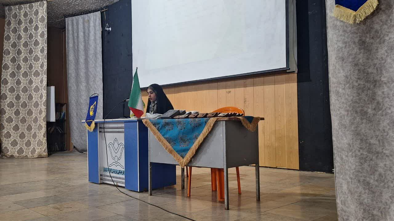 مراسم اختتامیه نمایشگاه های دانش آموزی مدرسه انقلاب  بروجرد 