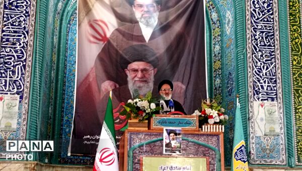 گروه سرود حوزه بسیج دانش‌آموزی شهدای پاتاوه و غرفه‌های نوجوان مبارز در نماز جمعه پاتاوه