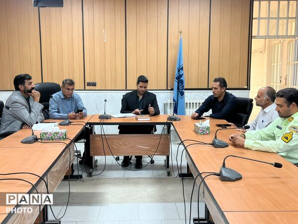 تجلیل شهردار خاتم از اصحاب رسانه و دانش آموز خبرنگاران پانا