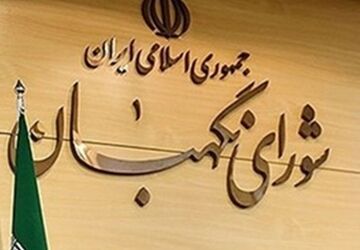 انقلاب با عزت ادامه می‌یابد