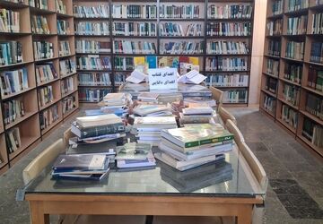 اهدای کتاب، اهدای دانایی