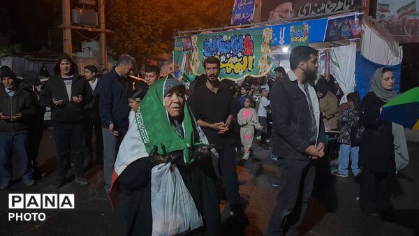 تجمع‌ حماسی مردم نظرآباد در بیش از هفتاد روز