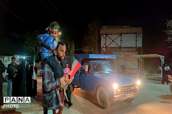 گذری بر رژه خودرویی در شهر بار نیشابور