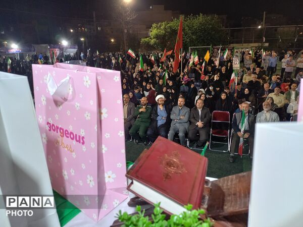 قاب‌های ماندگار از قرارگاه فرهنگی منطقه ۱۰ در هفته معلم 