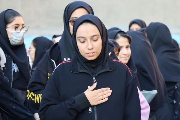 صبحگاه مدرسه شیخ مفید پاکدشت