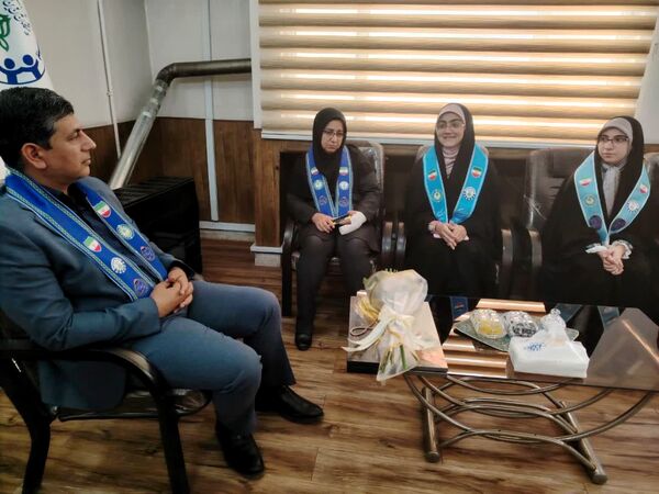 دیدار دانش‌آموزان پیشتاز با مدیر سازمان دانش‌آموزی خراسان رضوی