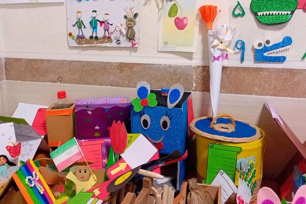 نمایشگاه جابربن حیان در مدارس رباط‌کریم