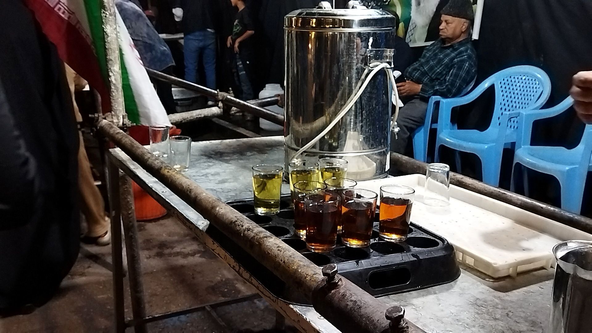 موکب روستای آهوان در هشتاد و دومین شب از اجتماعات مردمی 