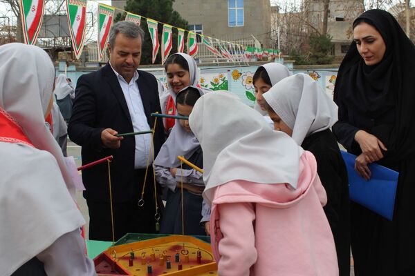 کارناوال شادی و همبستگی ملی در دهه فجر و پیروزی انقلاب اسلامی