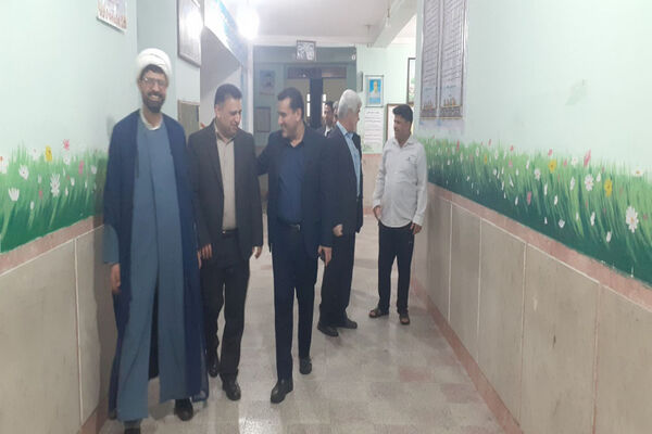 بازدید ناظران استانی از ستاد اسکان فرهنگیان دشتستان
