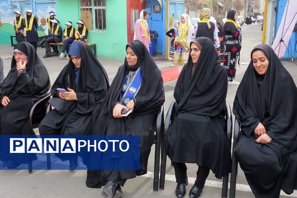 فجر دانش آموزی در قلبِ ری