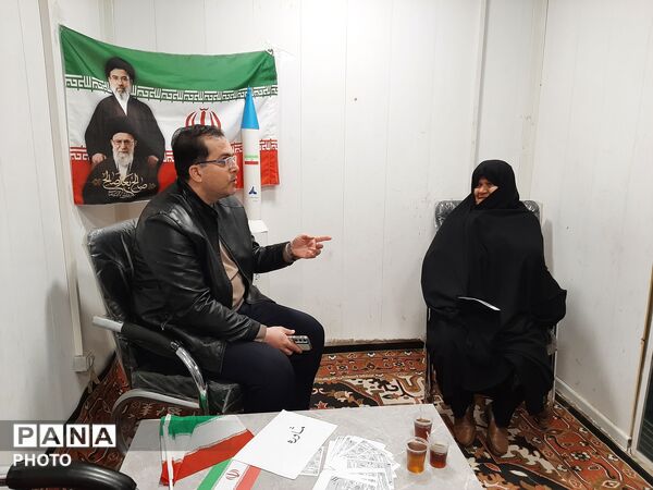 پویش «با هم قوی‌تر شویم»  در میدان ۱۵ خرداد