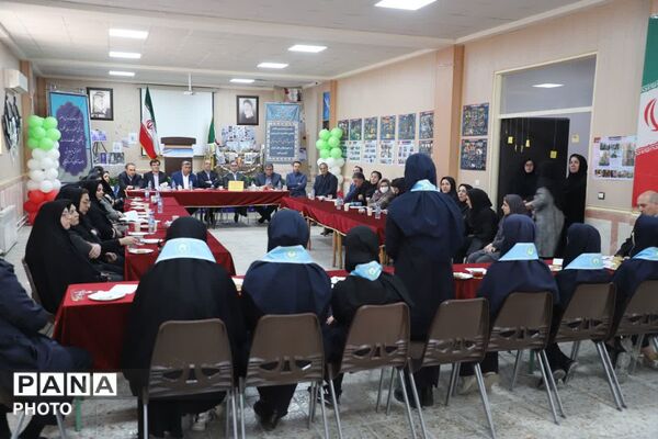 مطالبات بی‌واسطه شورای دانش‌آموزی مدرسه شهید مسافری تبریز با مسوولان وزارت آموزش و پرورش 