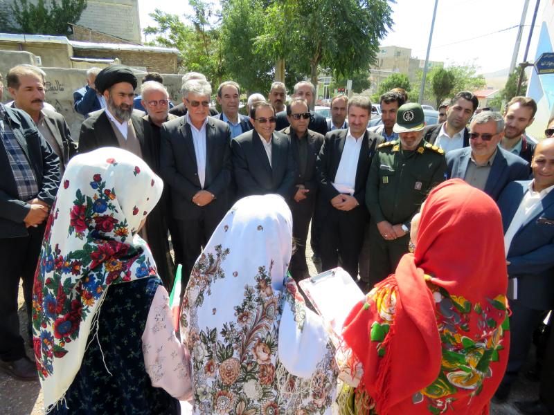 کلنگ‌زنی استخر دانش‌آموزی در شهرستان خلخال 