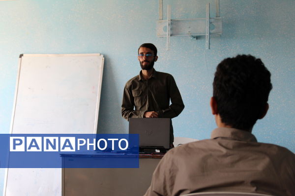 دوره نوآویین در اردوگاه نور سیسخت