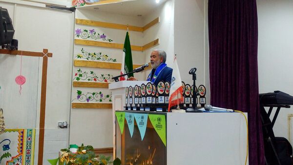 سازمان دانش آموزی خلیل‌آباد برای خبرنگاران پانا سنگ تمام گذاشت