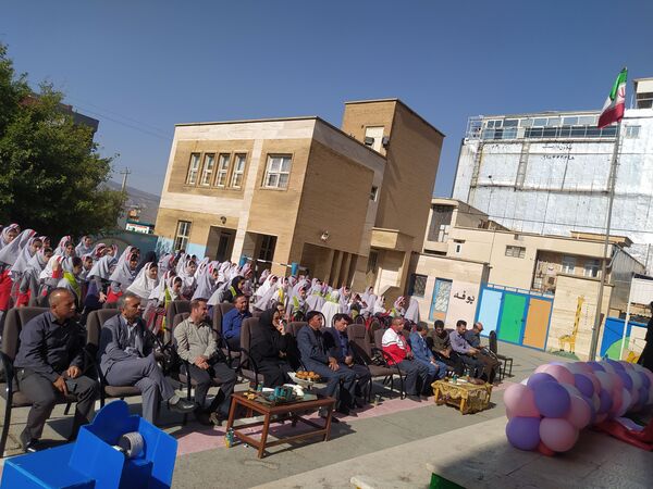 مراسم شور عاطفه‌ها در دبستان شهید رضایی شهرستان ایوان