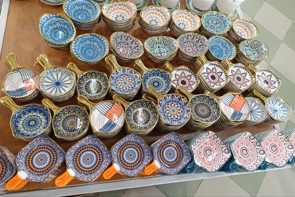 لالجین، نگین درخشان سفال ایران